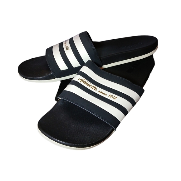 Adidas Adilette Comfort Men's Black White Gold Lettered Slide Sandals Sz 18 New - Picture 2 of 9